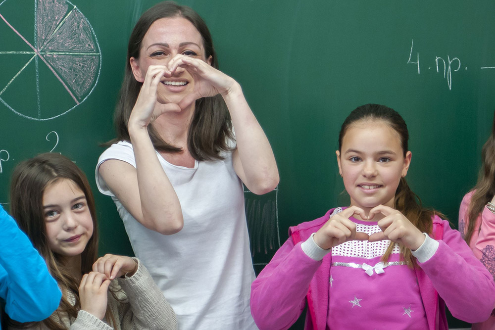 gruppenbild_serbien_-_kinderdorf_pestalozzi