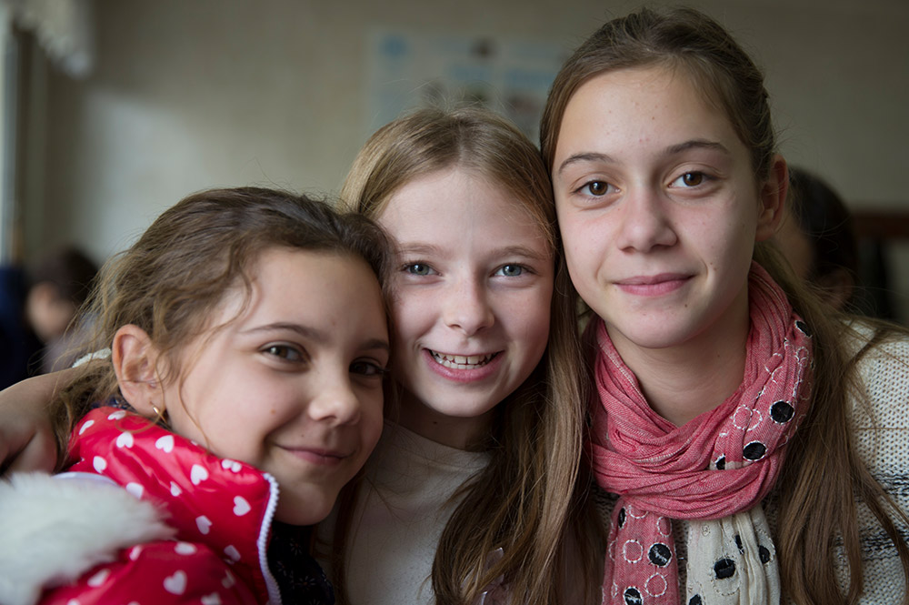 projekte_-_suedosteuropa_-_moldawien_-_laechelnde_maedchen