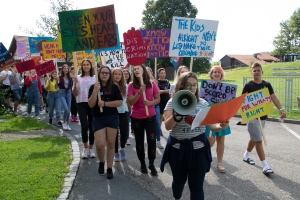 news_-_kinderdorf_pestalozzi_-_kinder_haben_recht_-_demonstration