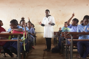 projekte_-_ostafrika_-_mosambik_-_rede_de_crianca_-_schulzimmer