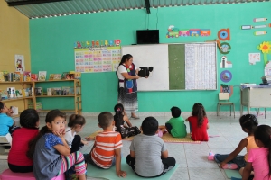 projekte_-_zentralamerika_-_el_salvador_-_contextos_-_schulzimmer