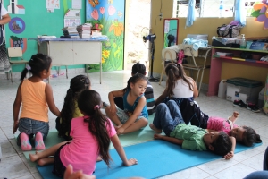 projekte_-_zentralamerika_-_el_salvador_-_contextos_-_schulzimmer_2