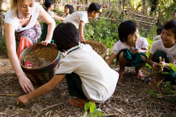 abfall-sammeln-gruene-schulen-myanmar-burma-stiftung-kinderdorf-pestalozzi