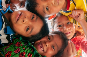 projekte_-_zentralamerika_-_guatemala_-_lachende_kinder