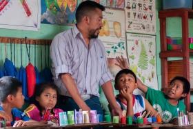 primarschullehrer_2_zentralamerika_stiftung_kinderdorf_pestalozzi
