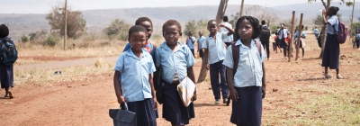 projekte_-_ostafrika_-_mosambik_-_header_-_schulkinder