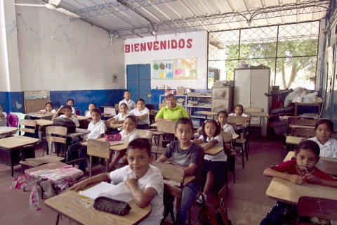 rs3877_freizeitaktivitaeten_el_salvador_kinderdorf-pestalozzi-scr