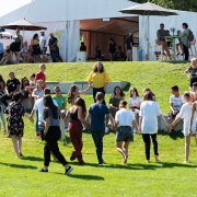 sommerfest_195_schlusstanz_kinder_haben_recht_-_stifung_kinderdorf_pestalozzi